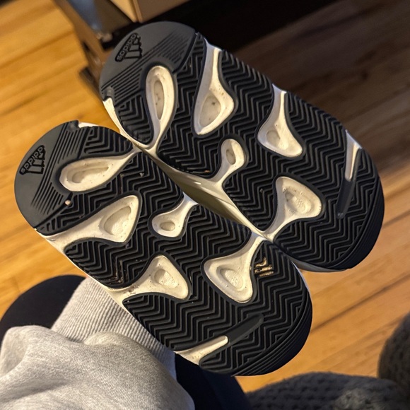 Adidas Yeezy Boost 700 Infant Shoes - static - Picture 2 of 10